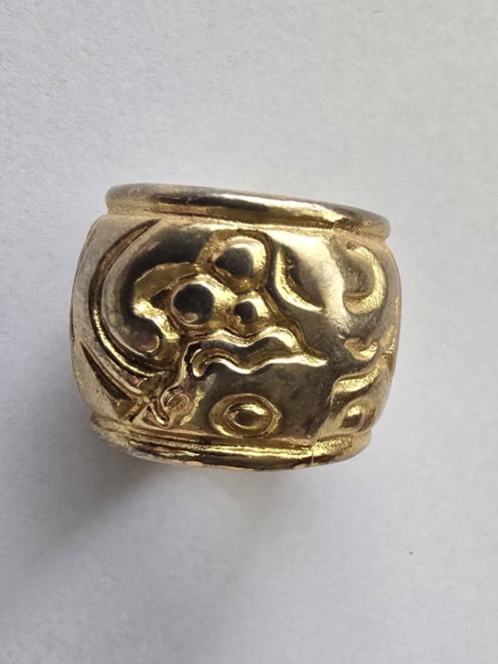 Vintage Unique Men's Gold Tone Pinky Ring Chunky Ornate Abstract Etched Size 6.5
